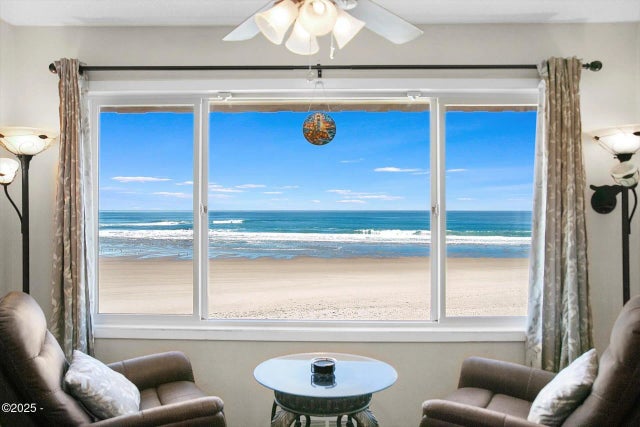 145 Nw Inlet Avenue 221, Lincoln City