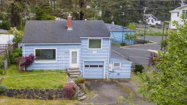 3848 Nw Port Avenue, Lincoln City