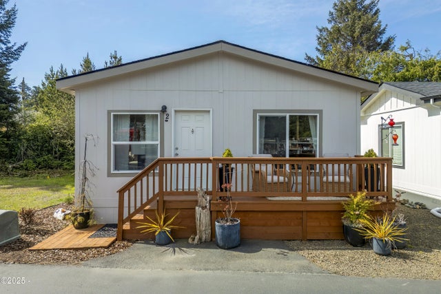 4875 N Hwy 101 2, Depoe Bay