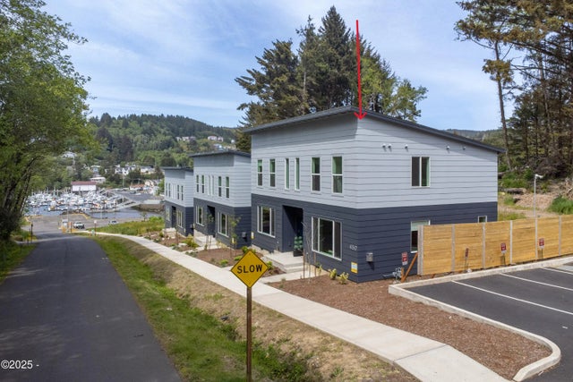 450 Se Shell Avenue 1, Depoe Bay