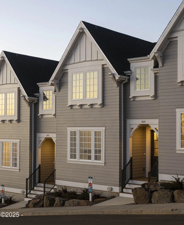 419 Ne Moonwake Lane 17, Depoe Bay