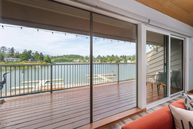 3500 Ne West Devils Lake Rd #11, Lincoln City