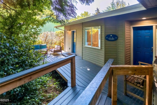 2790 Ne Starr Creek Road, Yachats
