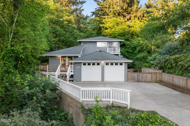 140 Se Bayview Avenue, Depoe Bay