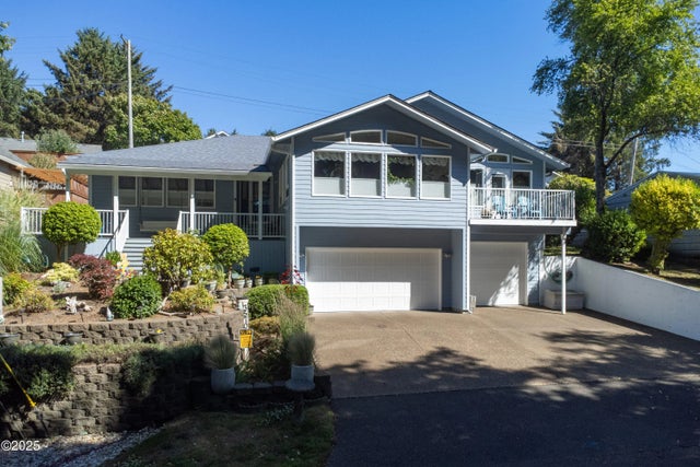 3570 Ne Reef Drive, Lincoln City