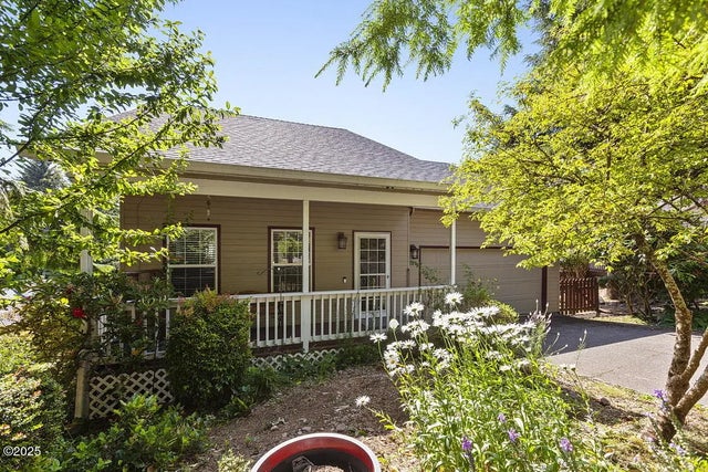 1803 Ne Tide Avenue, Lincoln City