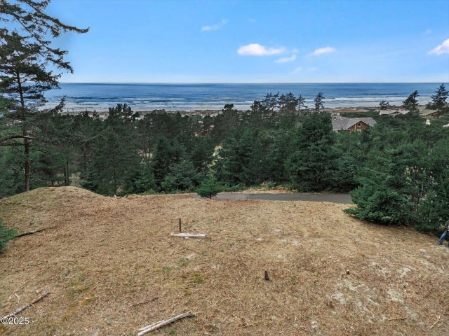Lot-5 Nw Lotus Lake Drive, Waldport