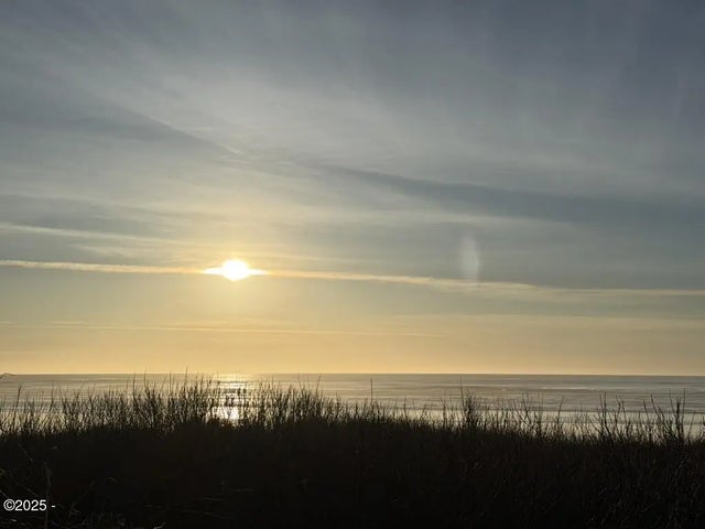 3304 Nw Oceania Drive, Waldport