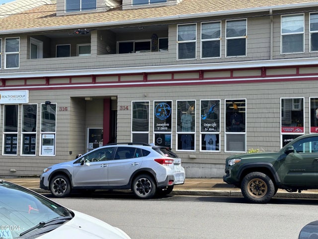 314 Nw Coast Street, Newport