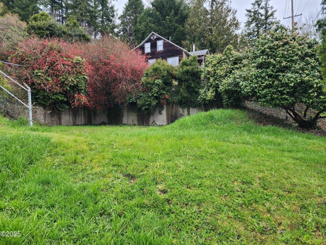 254 Ne 3rd Street, Toledo