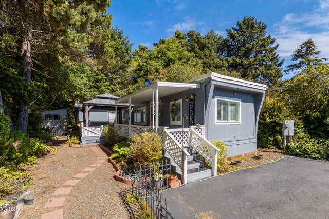 4875 N Hwy 101 92, Depoe Bay