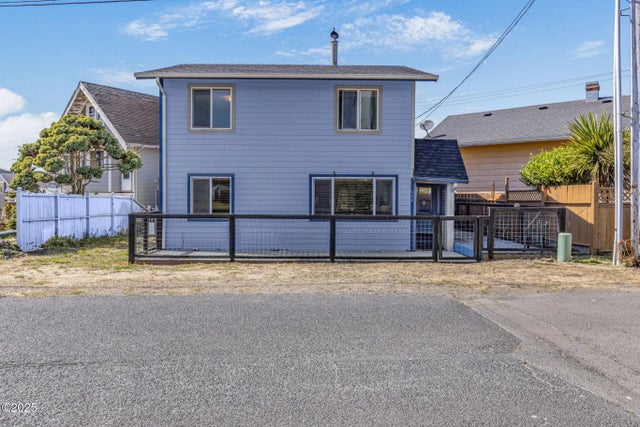 520 Sw 4th Street, Newport