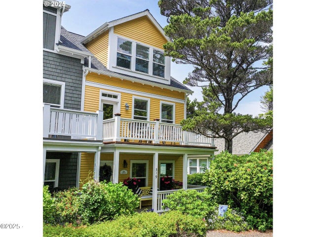 319 Kinnikinnick Way, Depoe Bay