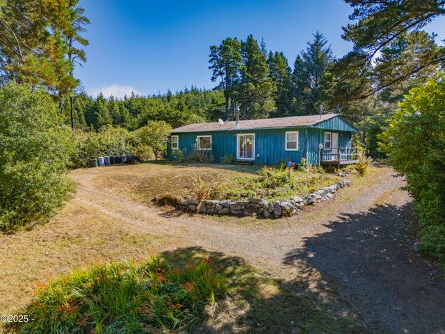 1092 Nw Camrose Drive, Seal Rock
