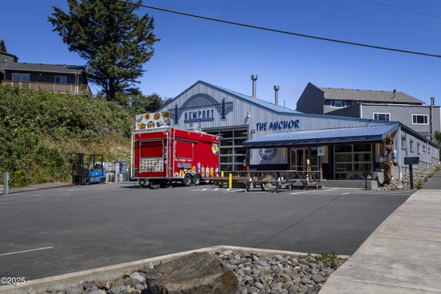 1118 Sw Canyon Way, Newport