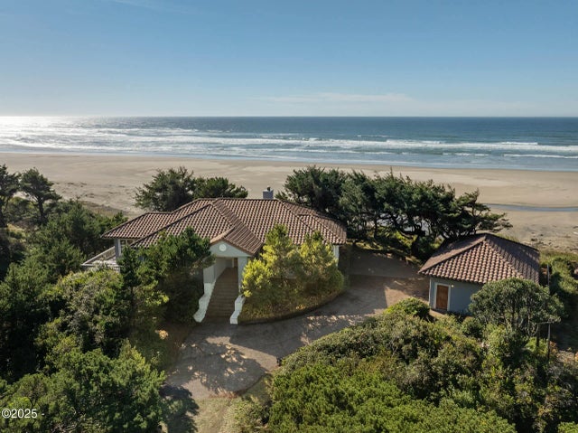 6296 Nw Pacific Coast Highway, Seal Rock