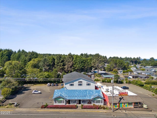 1745 Sw Hwy 101, Lincoln City