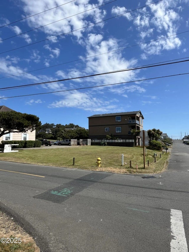 Tl 1001 Nw Jetty Avenue, Lincoln City