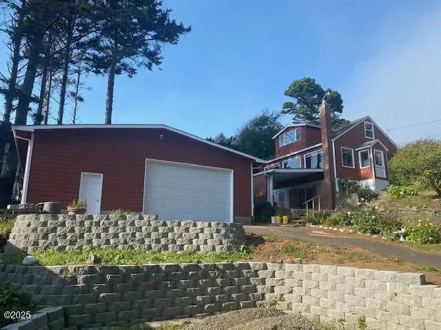 1715 Nw 35th Place, Lincoln City