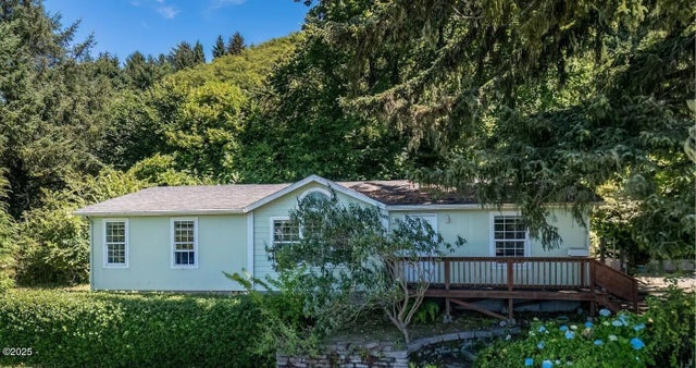 1750 Hwy 101, Yachats