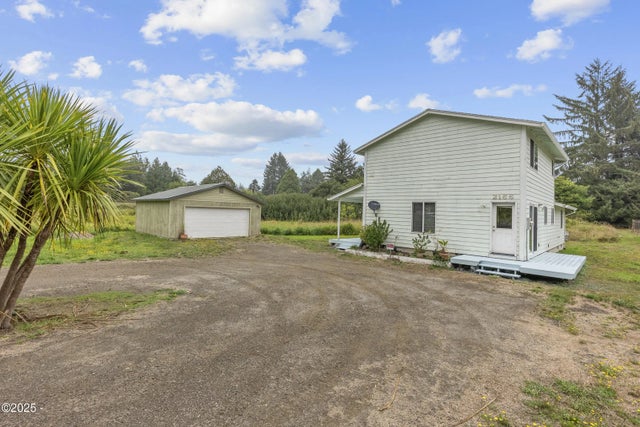 2166 E Alsea Highway, Waldport