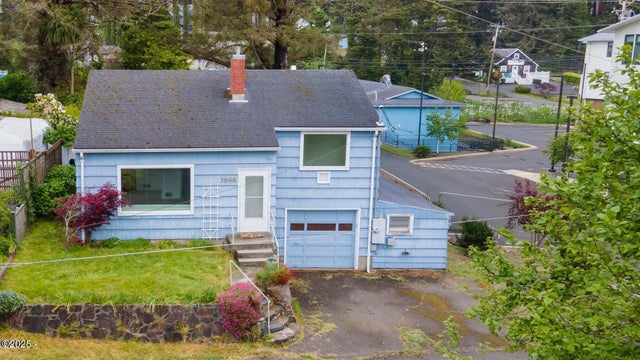 3848 Nw Port Avenue, Lincoln City