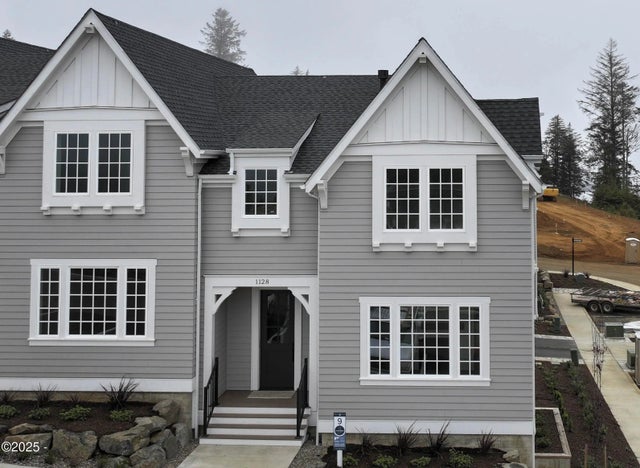 1128 Ne Seascape Lane 9, Depoe Bay