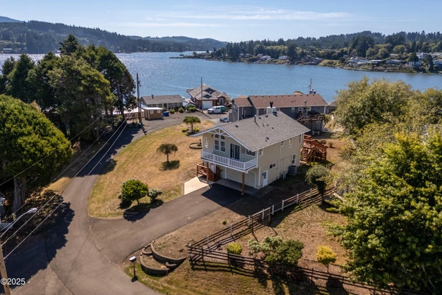 3318 Ne 34th Loop, Neotsu