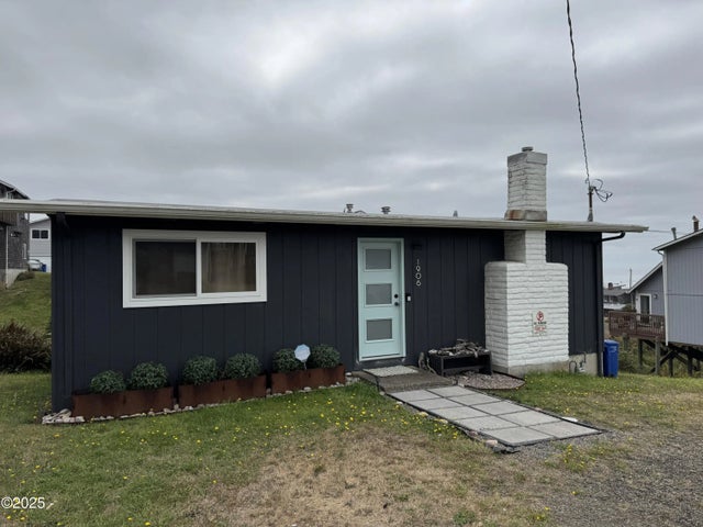 1906 Ne 69th Street, Lincoln City