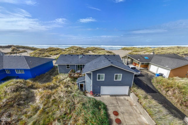 310 Nw Oceania Drive, Waldport