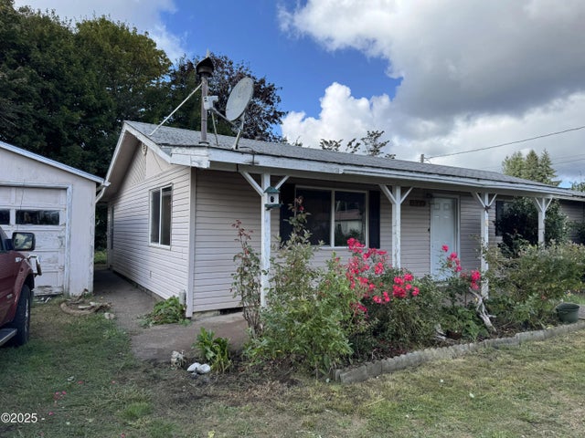 349 Sw Emerald Street, Siletz