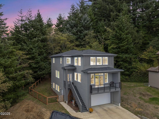 805 Se Crescent Place, Newport