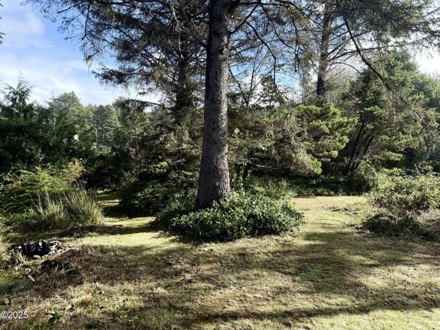 2200&2302 Fogarty Avenue, Depoe Bay