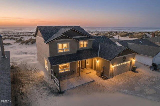 26 Nw Oceania Drive, Waldport