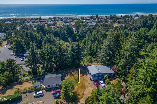 2118 Nw View Ridge Drive, Waldport
