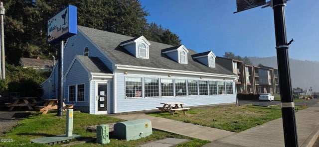 580 Hwy 101, Yachats