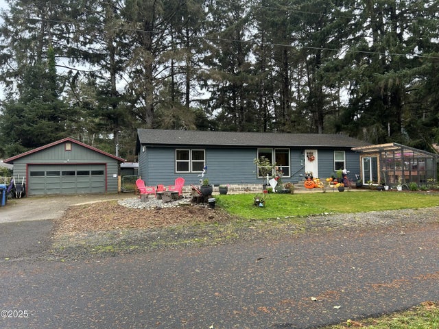1511 Nw Powe Drive, Seal Rock