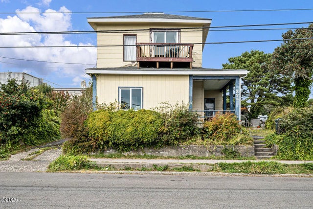 334 Sw 9th Street, Newport