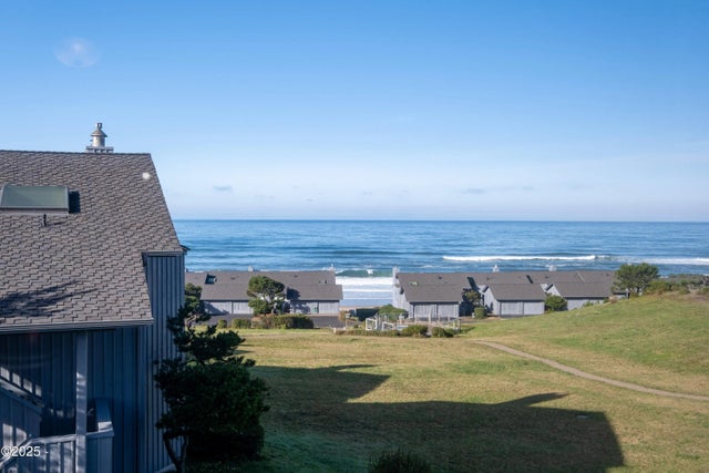 4175 N Highway 101 I-2, Depoe Bay