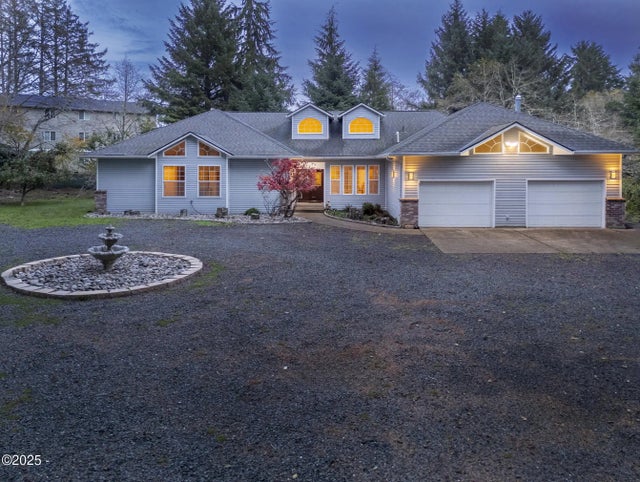 3190 Ne Union Avenue, Lincoln City