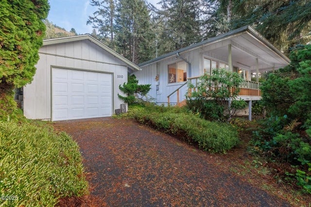 1110 King Street, Yachats