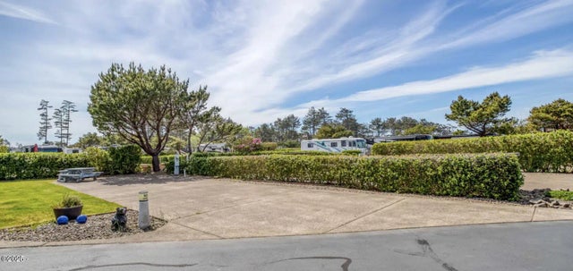 6225 N Coast Hwy Lot 90, Newport