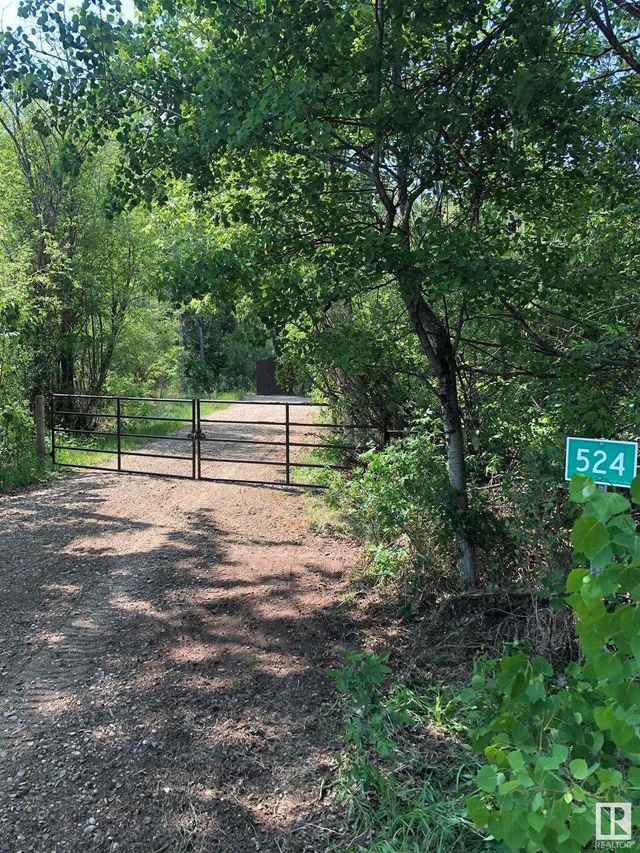 524 12002 Twp Rd 605a, Rural St. Paul County