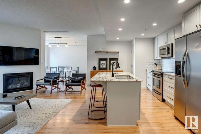# 405 11933 Jasper Avenue Nw, Edmonton