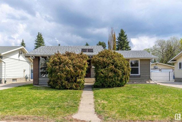 8729 181a Street Nw, Edmonton