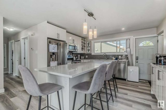 10520 44 Street Nw, Edmonton