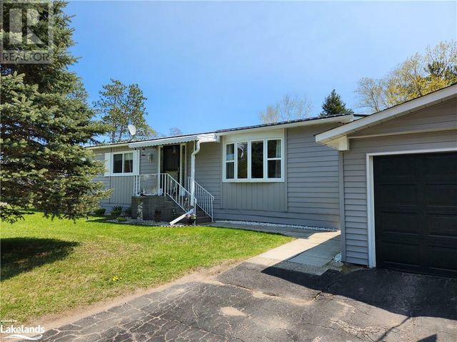 1010 Seventh Lane, Minden