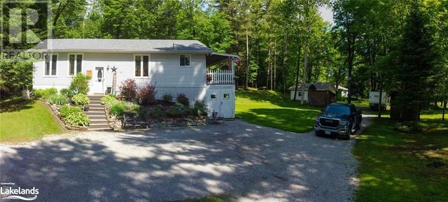 7957 Highway 35, Norland
