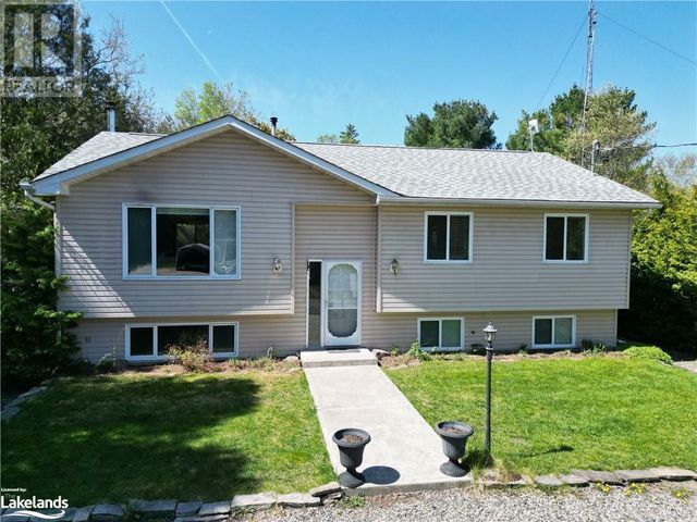 1034 Koshlong Lake Road, Haliburton