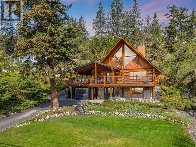 4220 6th Avenue, Peachland